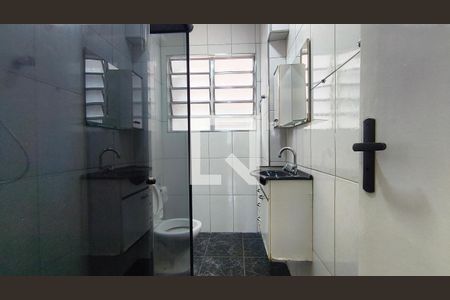 Banheiro de apartamento à venda com 1 quarto, 49m² em Cambuci, São Paulo