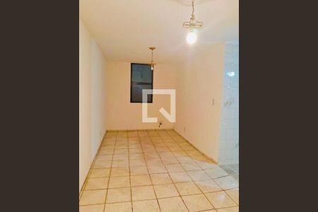 Banheiro de apartamento à venda com 2 quartos, 58m² em Vila Sabrina, São Paulo