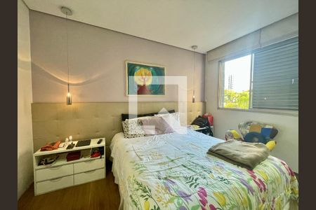 Apartamento à venda com 4 quartos, 130m² em Cachoeirinha, Belo Horizonte