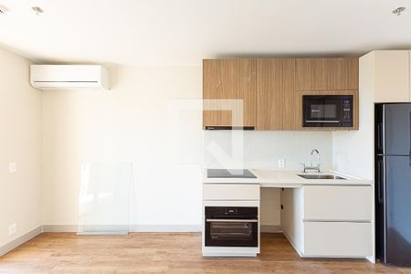 Sala/Cozinha de apartamento para alugar com 1 quarto, 41m² em Indianópolis, São Paulo