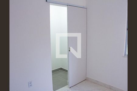 Apartamento para alugar com 1 quarto, 42m² em Guaratiba, Rio de Janeiro