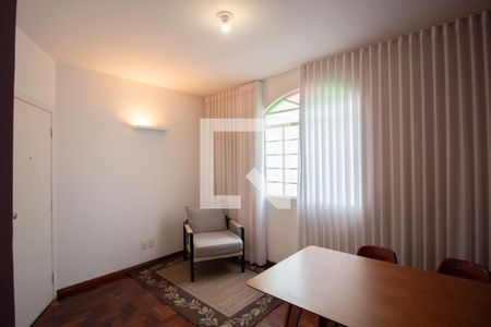 Sala de apartamento para alugar com 3 quartos, 90m² em Ouro Preto, Belo Horizonte