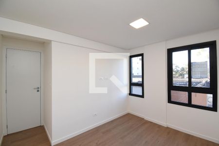 Suíte de apartamento para alugar com 2 quartos, 52m² em Alto da Xv, Curitiba