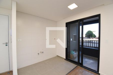 Sala e Cozinha de apartamento para alugar com 2 quartos, 52m² em Alto da Xv, Curitiba