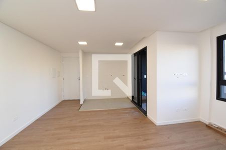 Sala e Cozinha de apartamento para alugar com 2 quartos, 52m² em Alto da Xv, Curitiba
