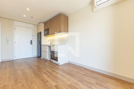 Sala/Cozinha de apartamento para alugar com 1 quarto, 42m² em Indianópolis, São Paulo