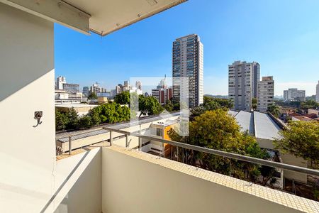 varanda sala de apartamento para alugar com 3 quartos, 101m² em Pinheiros, São Paulo