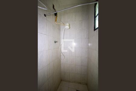 Banheiro de casa para alugar com 1 quarto, 16m² em Trindade, São Gonçalo