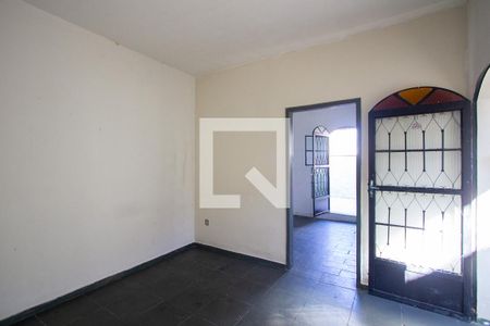 Sala de casa para alugar com 1 quarto, 16m² em Trindade, São Gonçalo