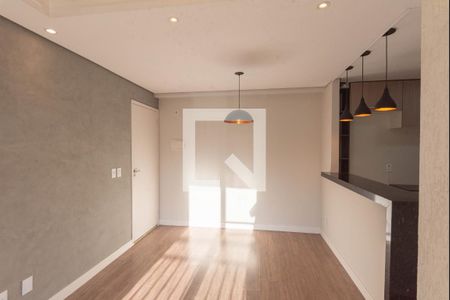 Sala de apartamento para alugar com 2 quartos, 49m² em Parque Dom Pedro Ii, Campinas