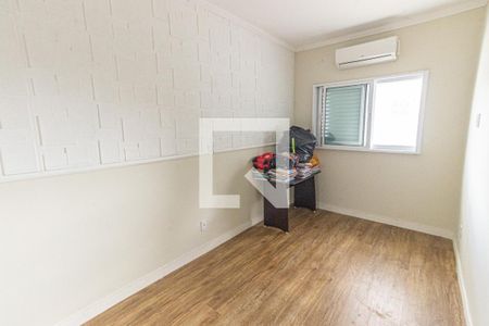 Suíte 1 de casa à venda com 3 quartos, 184m² em Vila Bertioga, São Paulo