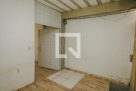 Sala 1 de casa para alugar com 1 quarto, 40m² em Inhoaiba, Rio de Janeiro