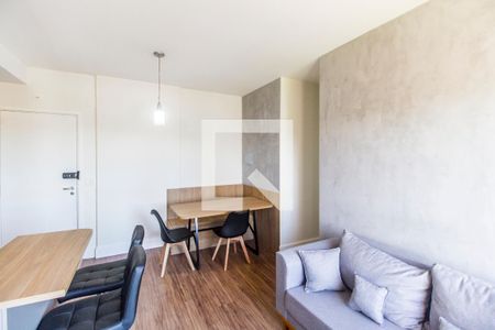Sala  de apartamento para alugar com 1 quarto, 43m² em Melville Empresarial Ii, Barueri