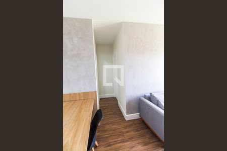 Corredor de apartamento para alugar com 1 quarto, 43m² em Melville Empresarial Ii, Barueri