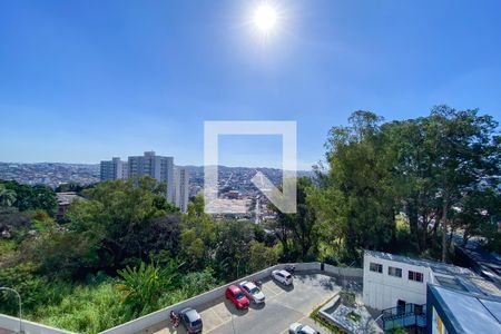 Apartamento à venda com 3 quartos, 64m² em Diamante, Belo Horizonte