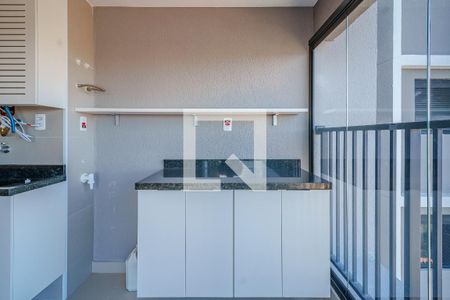 Varanda de apartamento para alugar com 3 quartos, 69m² em Caxingui, São Paulo
