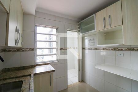 Cozinha de apartamento para alugar com 2 quartos, 63m² em Santo Amaro, São Paulo