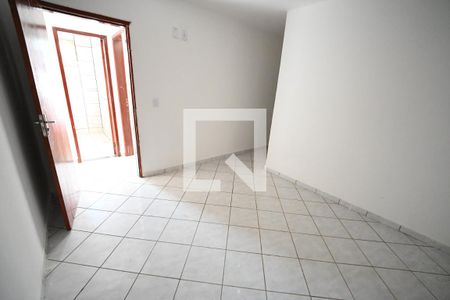 Sala de casa à venda com 3 quartos, 250m² em Res. Araguaia, Goiânia