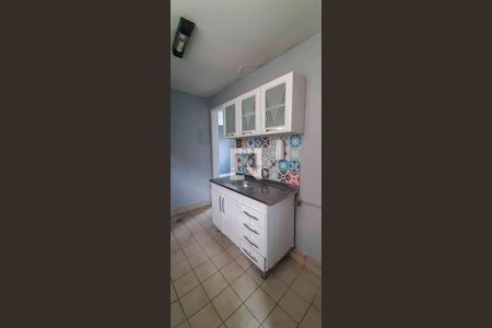 Cozinha de apartamento à venda com 2 quartos, 46m² em Quitaúna, Osasco