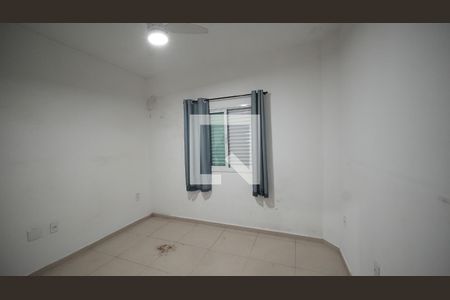 Quarto Suíte de casa para alugar com 2 quartos, 112m² em Vila Scarpelli, Santo André