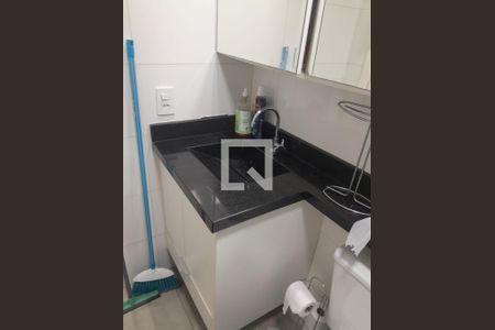 Banheiro de apartamento à venda com 2 quartos, 43m² em Jardim Almanara, São Paulo
