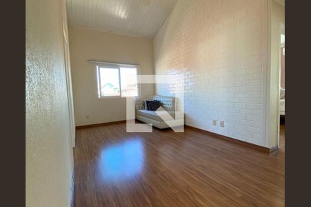 Suíte de casa de condomínio para alugar com 4 quartos, 191m² em Ponta Grossa, Maricá