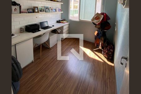Quarto de casa de condomínio para alugar com 4 quartos, 191m² em Ponta Grossa, Maricá