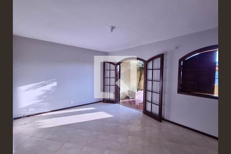 Sala de casa de condomínio para alugar com 3 quartos, 125m² em Fonseca, Niterói