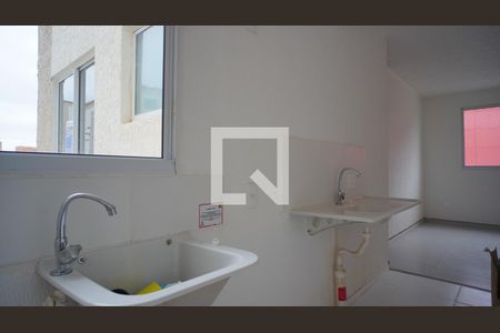 Cozinha e Área de Serviço de apartamento para alugar com 2 quartos, 40m² em Passo das Pedras, Porto Alegre