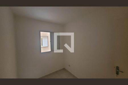 Quarto 2 de apartamento para alugar com 1 quarto, 38m² em Jardim Iva, São Paulo