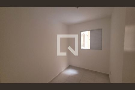 Quarto 2 de apartamento para alugar com 1 quarto, 38m² em Jardim Iva, São Paulo