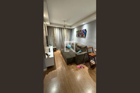 Sala  de apartamento para alugar com 2 quartos, 53m² em Vila da Penha, Rio de Janeiro