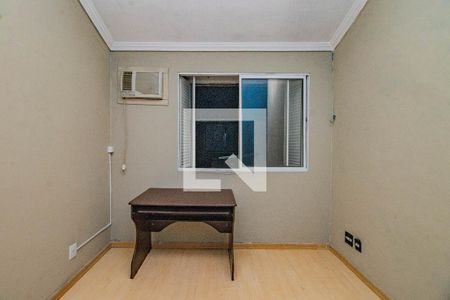 Quarto 2 de casa de condomínio para alugar com 3 quartos, 74m² em Humaitá, Porto Alegre