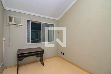 Quarto 2 de casa de condomínio para alugar com 3 quartos, 74m² em Humaitá, Porto Alegre