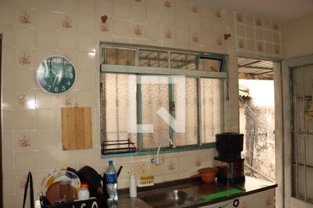 Casa à venda com 3 quartos, 120m² em Jardim Santa Adelia, São Paulo