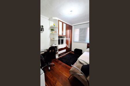 Foto 10 de casa à venda com 3 quartos, 210m² em Castelo, Belo Horizonte