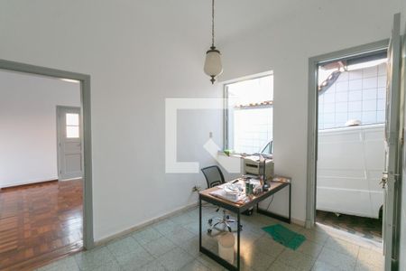 Casa à venda com 2 quartos, 300m² em Floresta, Belo Horizonte