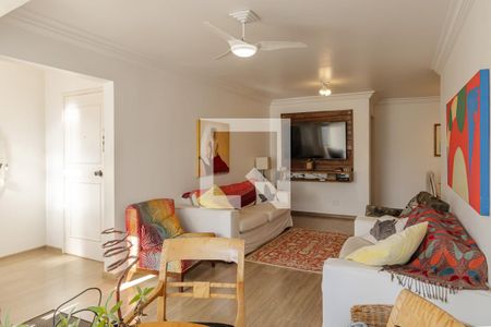 Sala de apartamento para alugar com 3 quartos, 134m² em Indianópolis, São Paulo