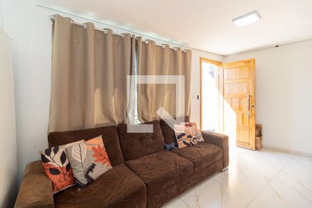 Sala de casa para alugar com 2 quartos, 85m² em Marechal Hermes, Rio de Janeiro
