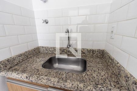 Cozinha de kitnet/studio para alugar com 1 quarto, 27m² em Água Branca, São Paulo