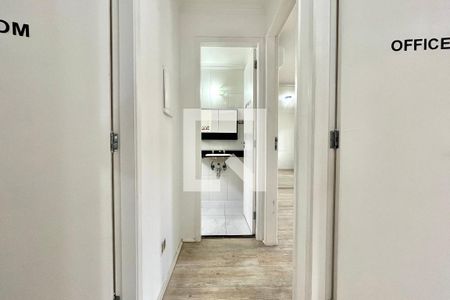 Corredor de casa para alugar com 3 quartos, 170m² em Vila Santa Catarina, São Paulo