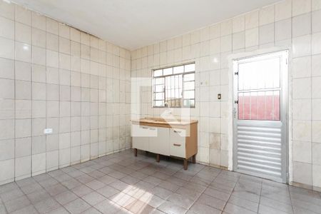 Cozinha  de casa para alugar com 2 quartos, 120m² em Jardim Moreno, São Paulo