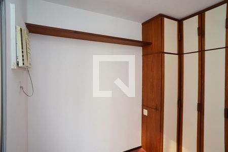 Quarto de apartamento à venda com 2 quartos, 88m² em Barra da Tijuca, Rio de Janeiro