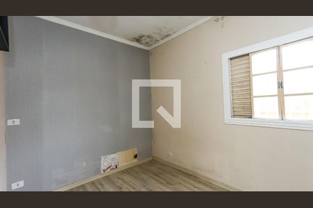 Casa à venda com 3 quartos, 108m² em Vila Pirajussara, São Paulo