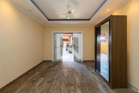 Sala de casa à venda com 3 quartos, 108m² em Vila Pirajussara, São Paulo