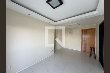 Sala de apartamento para alugar com 2 quartos, 70m² em Barra da Tijuca, Rio de Janeiro