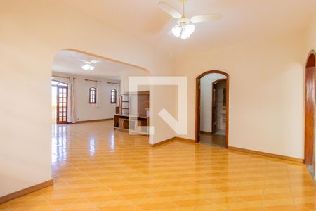Sala de casa de condomínio para alugar com 3 quartos, 160m² em Horizontal Park, Cotia