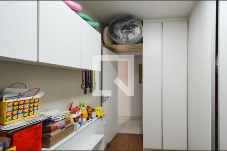 Quarto 2 de apartamento para alugar com 2 quartos, 67m² em São Geraldo, Belo Horizonte