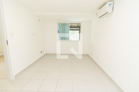 Casa de Condomínio para alugar com 1 quarto, 43m² em Itapuã, Salvador