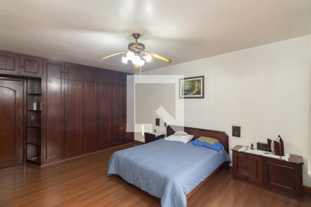 Suíte de casa à venda com 5 quartos, 302m² em Vila Albertina, São Paulo